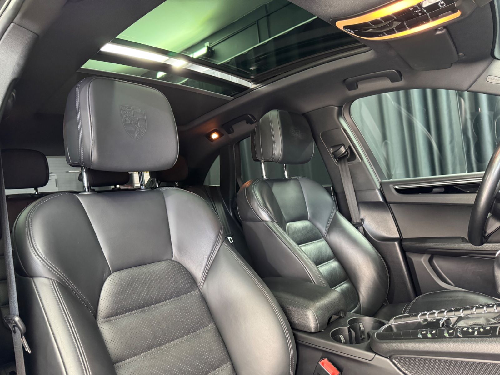 Fahrzeugabbildung Porsche Macan S|PANORAMA|18-WEGE|BOSE|PDLS+|20"TURBO|