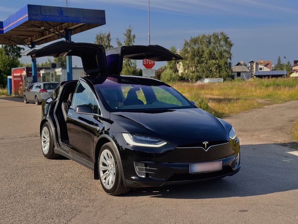 Image of Tesla Model X