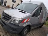 Mercedes-Benz Sprinter - Mercedes Sprinter mit Halbautomatikschaltung