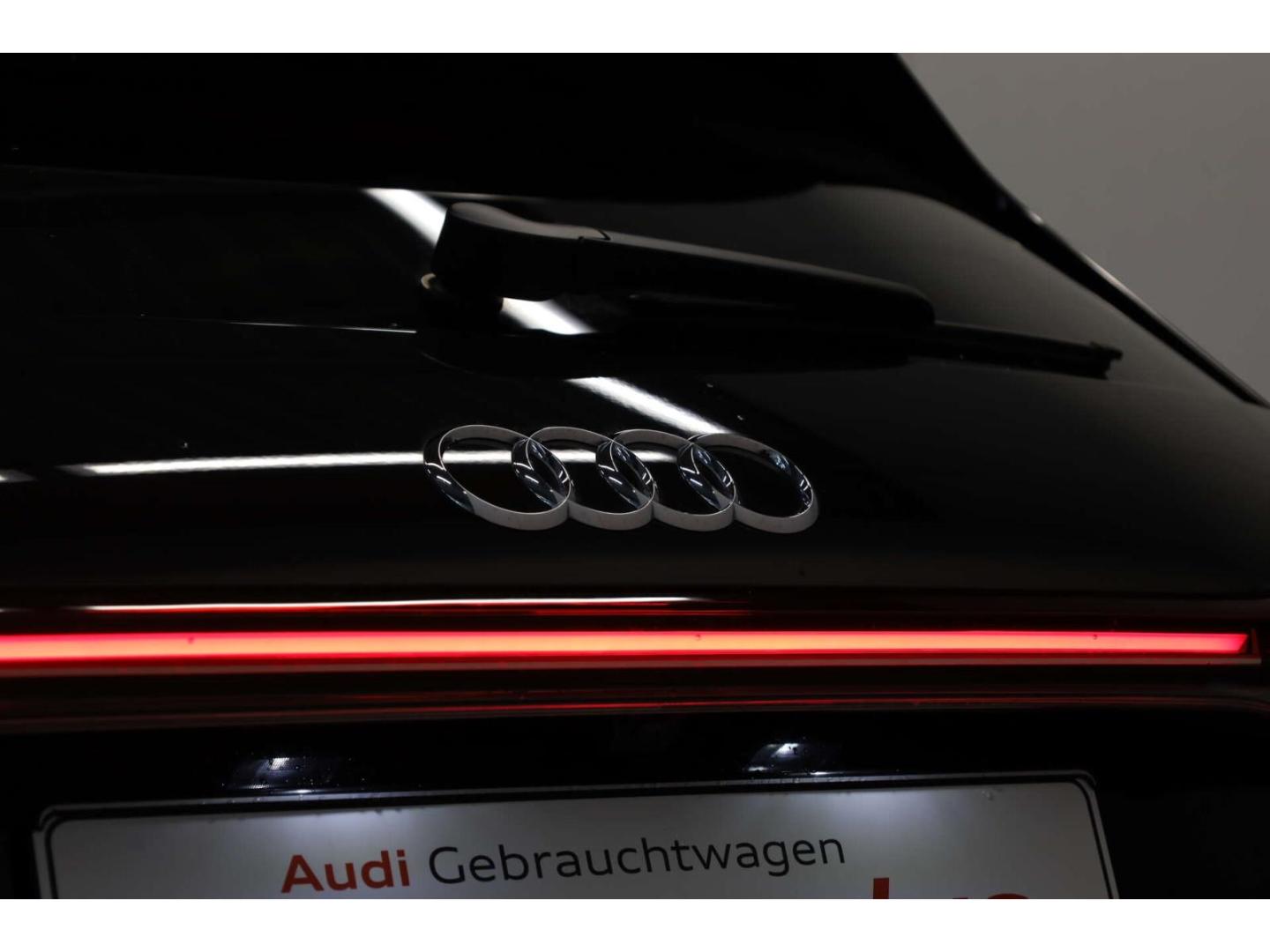 Audi Q4 HUD/Matrix/RFK/W-Pumpe, миниатюра 22