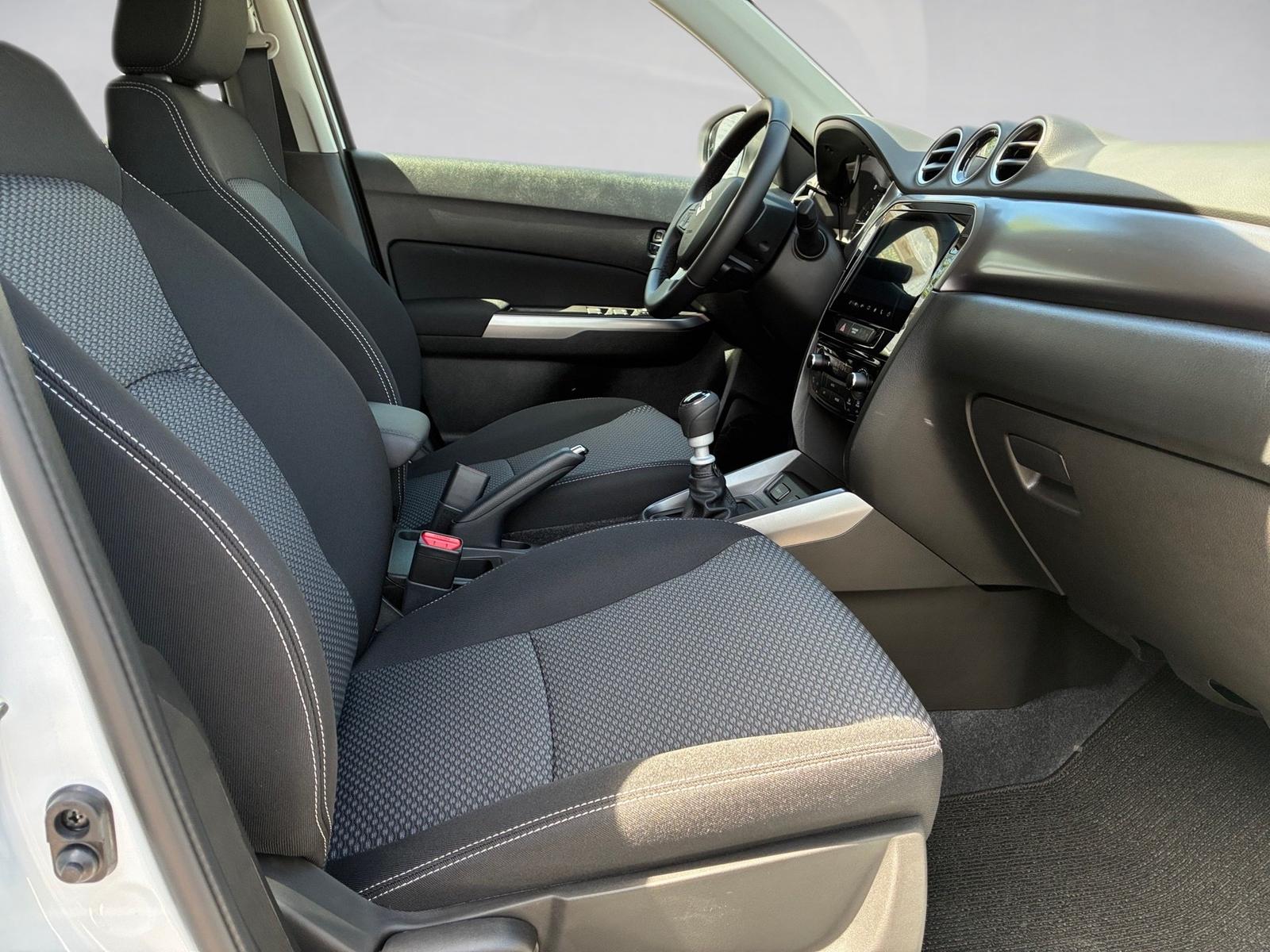 Suzuki Vitara 1.4 4x2 Comfort Kamera,LED,Navi,PDC,SHZ