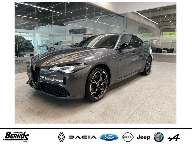 Alfa Romeo Giulia 2.0 Turbo 16V AT8-Q4 Veloce Apple CarPlay