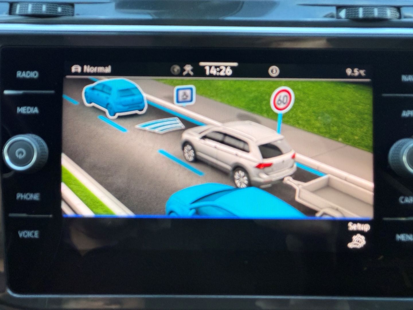 VW Tiguan Allspace 4Motion 2.0 TDI AHK-klappbar Nav - Image 22