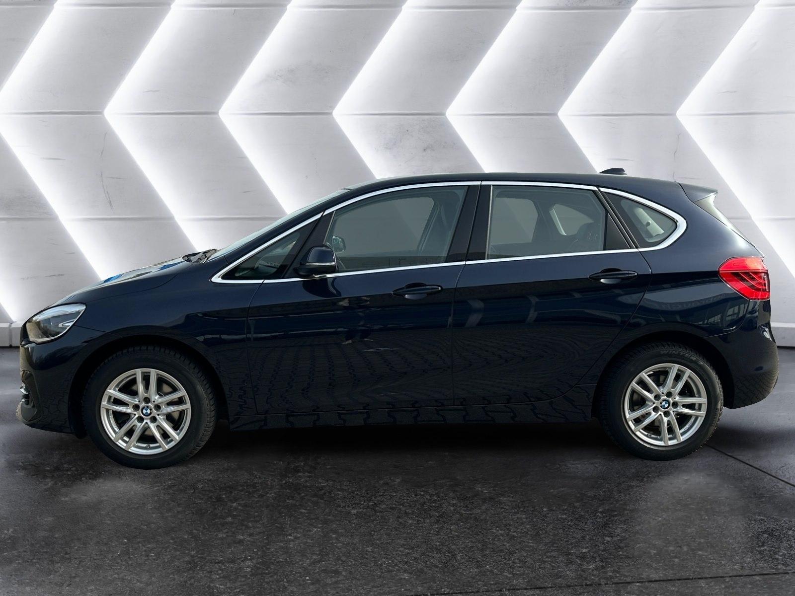 BMW 218i Active Tourer Luxury Line HiFi LED Navi