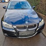 BMW Baureihe 3 Touring 318i - Automatik / Panorama - BMW 318 aus 2011: 318i