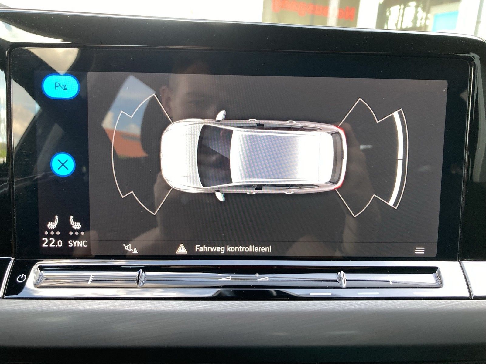 Fahrzeugabbildung Volkswagen Golf VIII Variant TDI Style DSG LED Navi ACC PDC