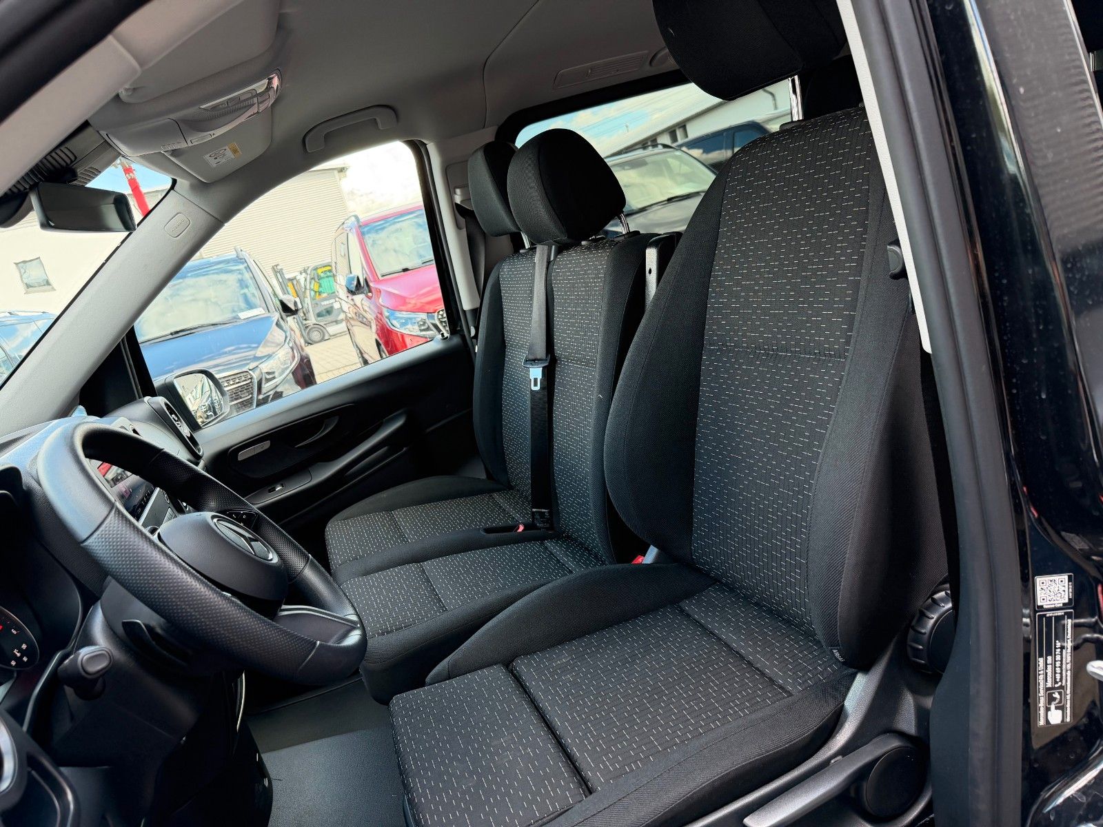 Fahrzeugabbildung Mercedes-Benz Vito 116 CDI 9G Tourer Pro 2xKlima el Türen