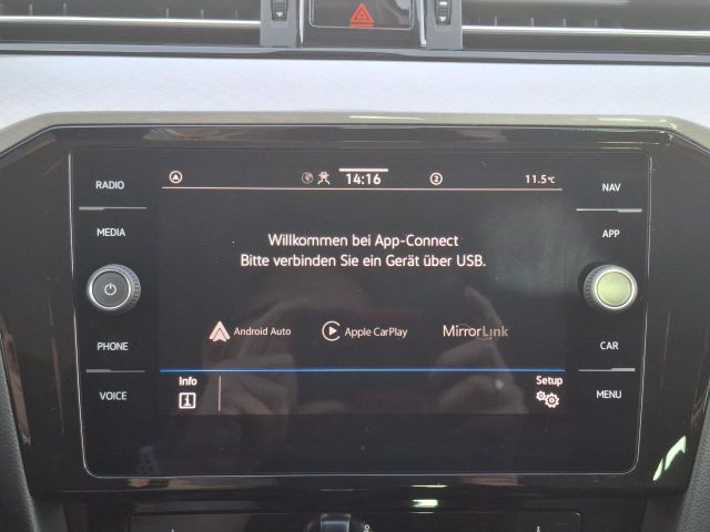 PASSAT VARIANT 2.0 TDI DSG BUSINESS LED+NAVI+ACC