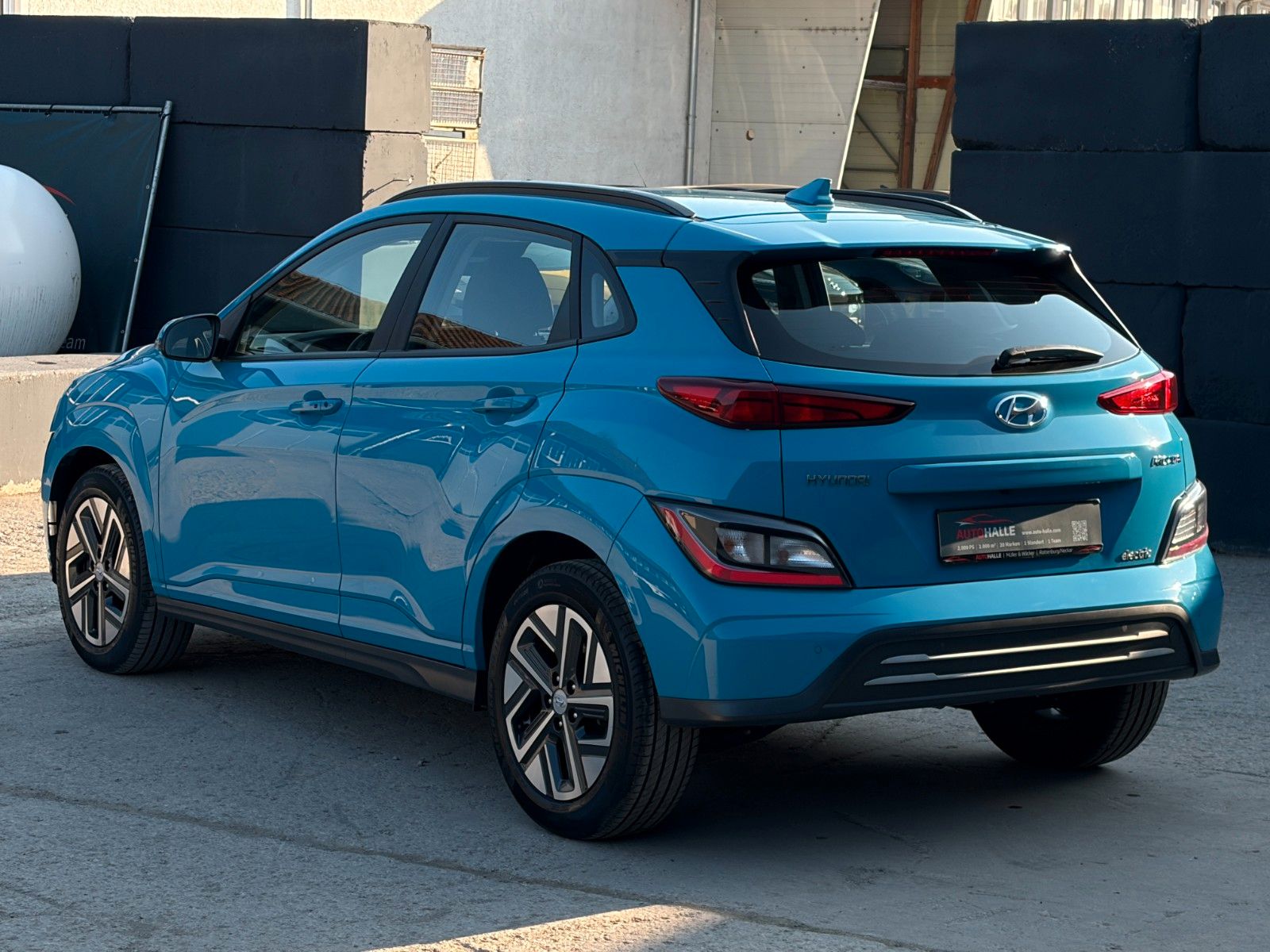 Fahrzeugabbildung Hyundai KONA E Select ACC Cam PDC LFA LKA LHZ SHZ