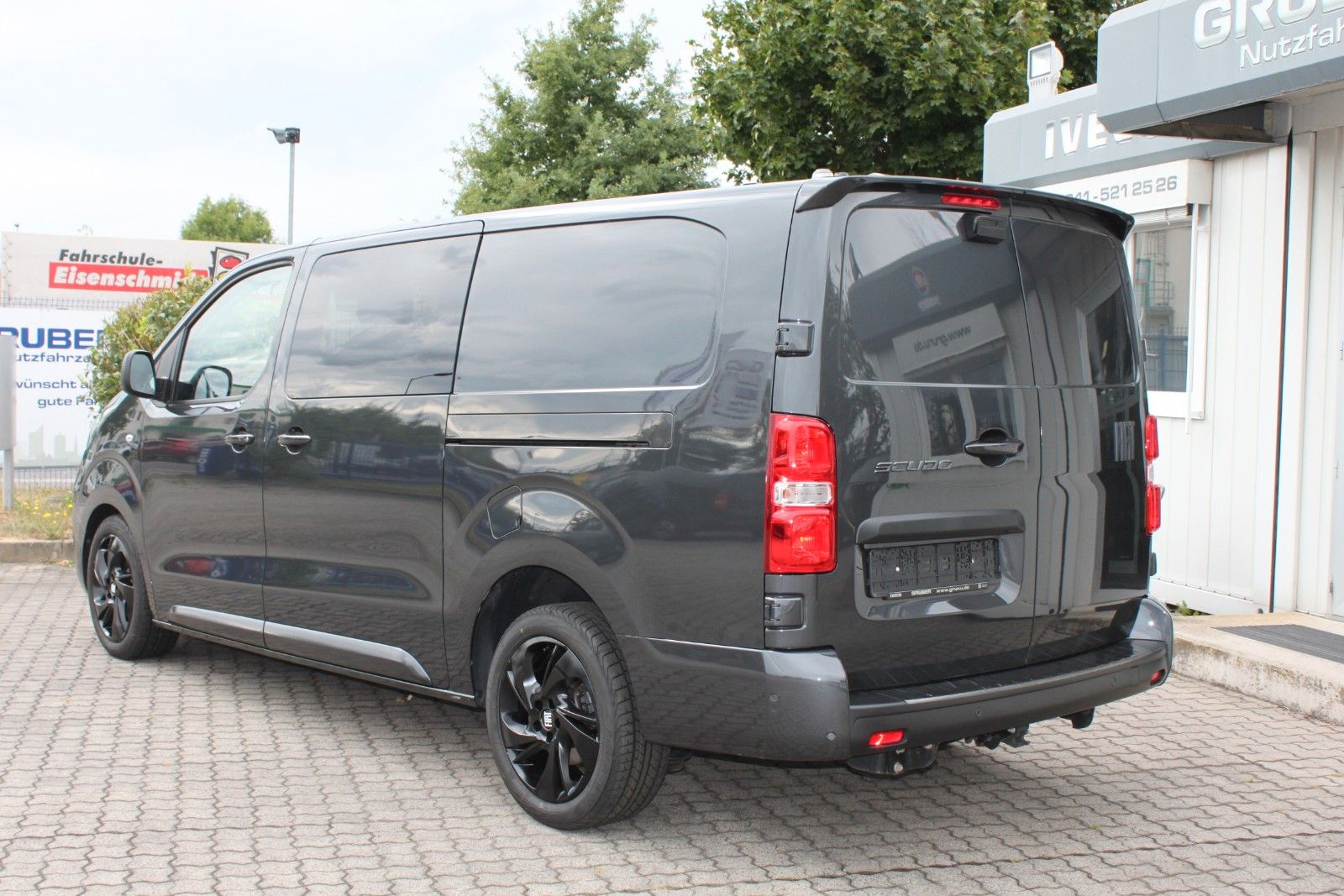 Fahrzeugabbildung Fiat FIAT Scudo Multicab L3 2.0 180 AT8