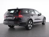 Volvo V60 Cross Country B4 AWD PLUS WINTERPAK+MET - Gebrauchtwagen in Herne