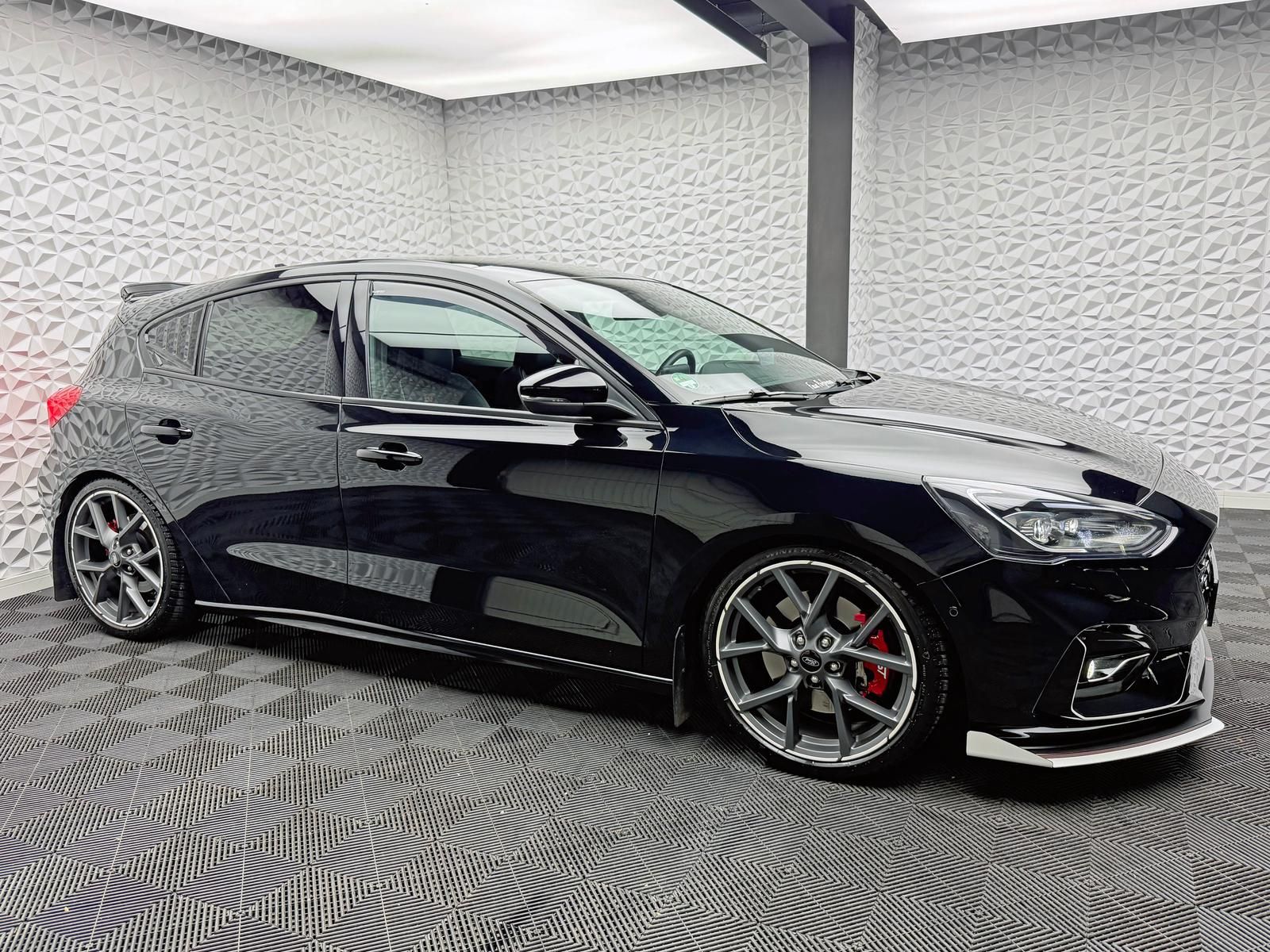 Fahrzeugabbildung Ford FOCUS ST PERFORMANCE/MAXTON/BULLX-MOTORSPORT/B&O