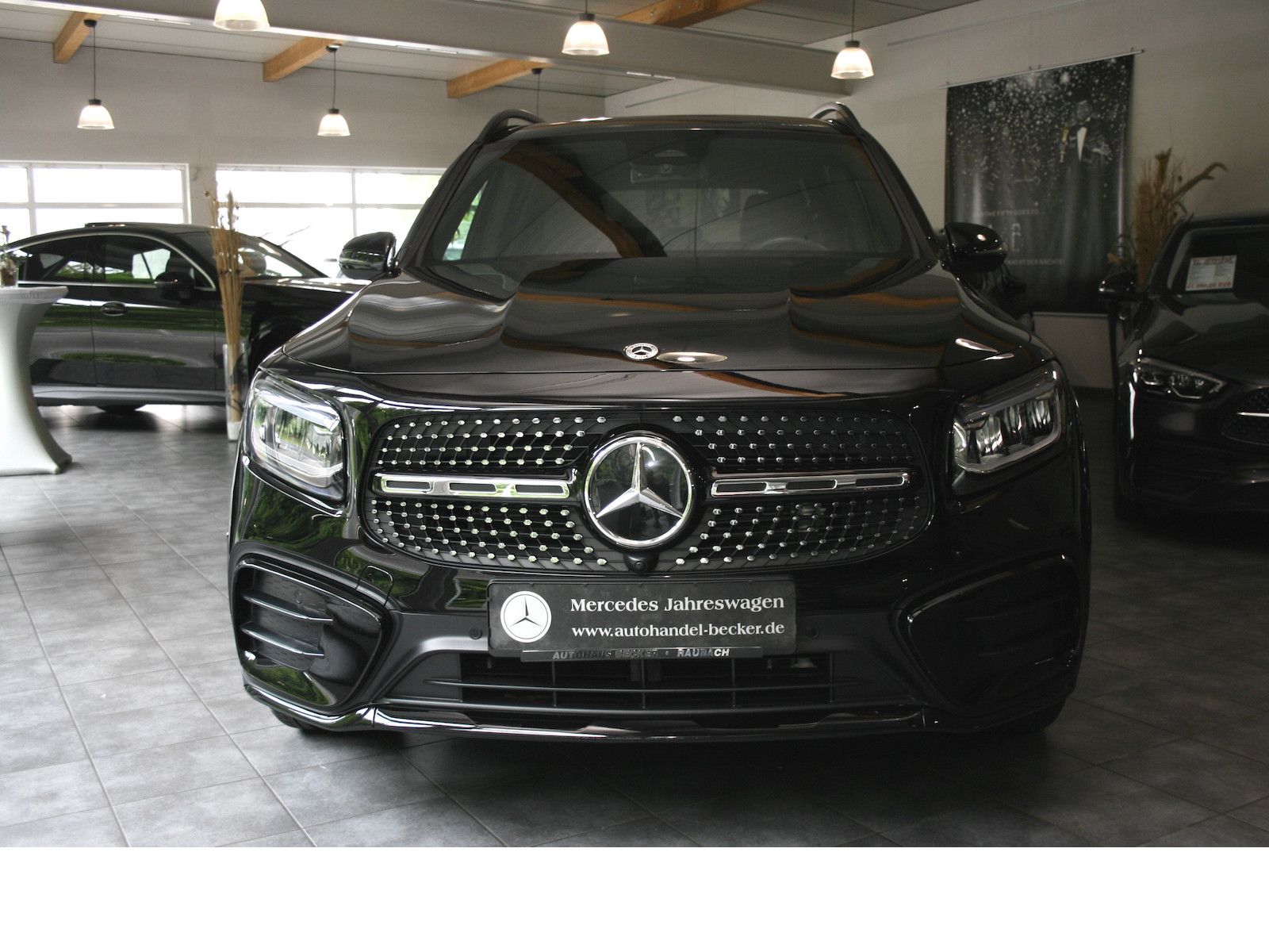 Fahrzeugabbildung Mercedes-Benz GLB 180 AMG Line Plus *Night-Paket *Keyless-GOl*
