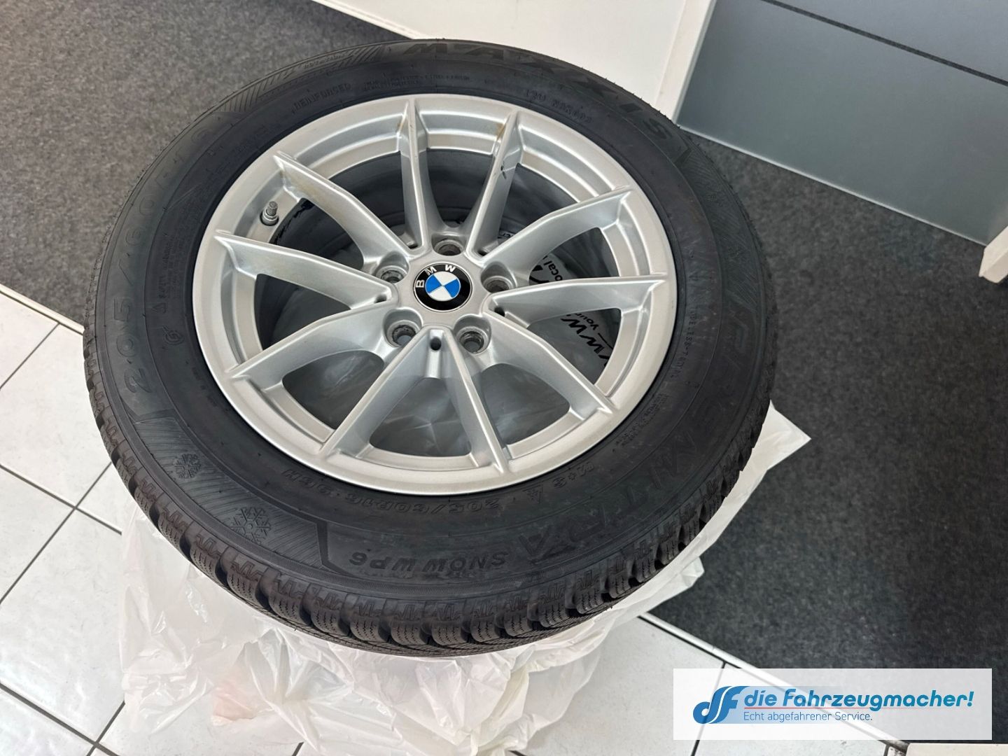 Fahrzeugabbildung BMW 320 Touring *FACELIFT*Navi Digitales Cockpit LED