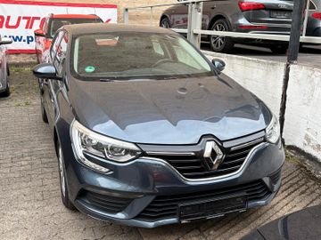 Renault Megane - 2