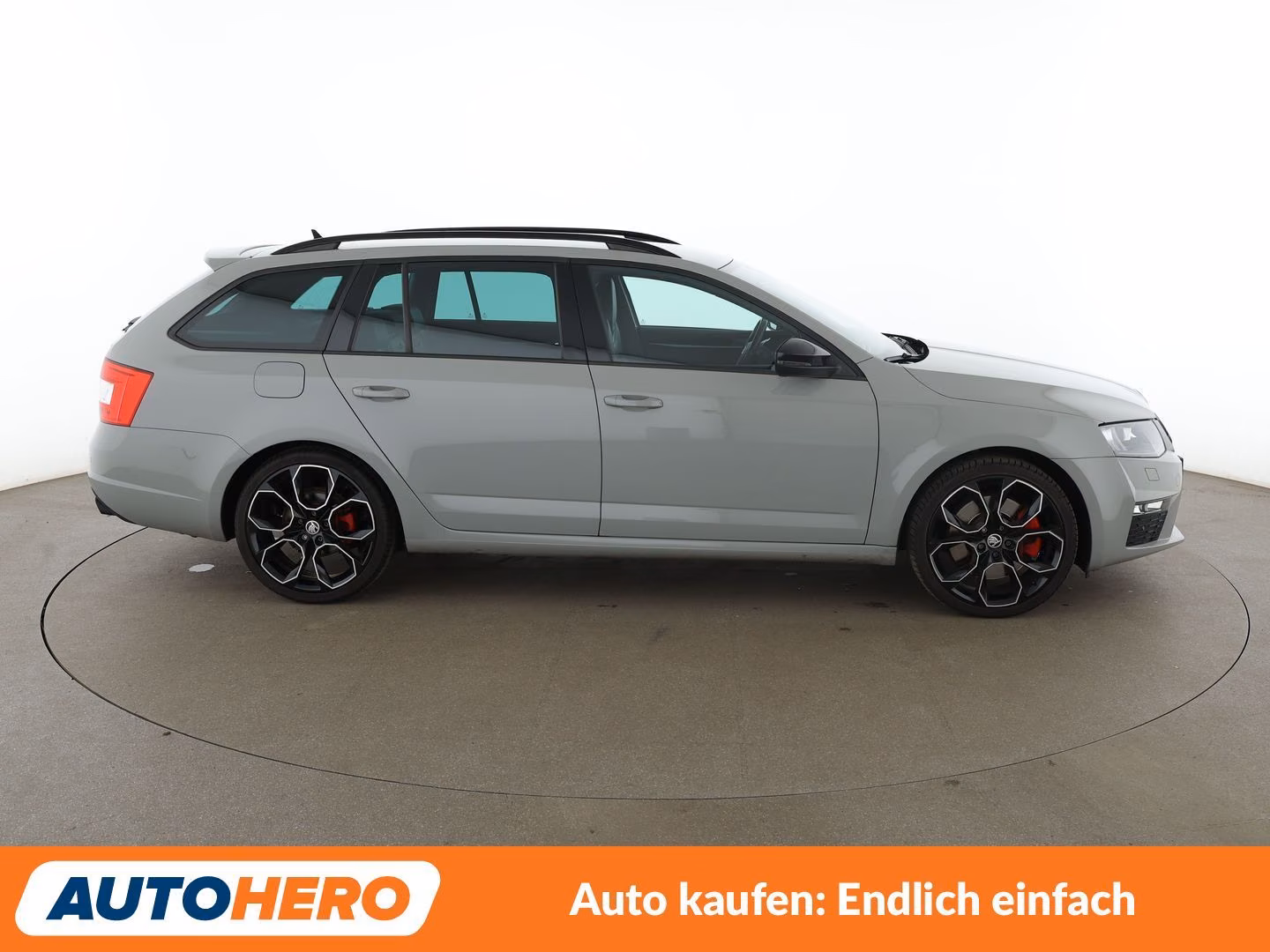 Skoda Octavia 2.0 TSI RS*NAVI*XENON*SPUR*CAM*PDC*SHZ*