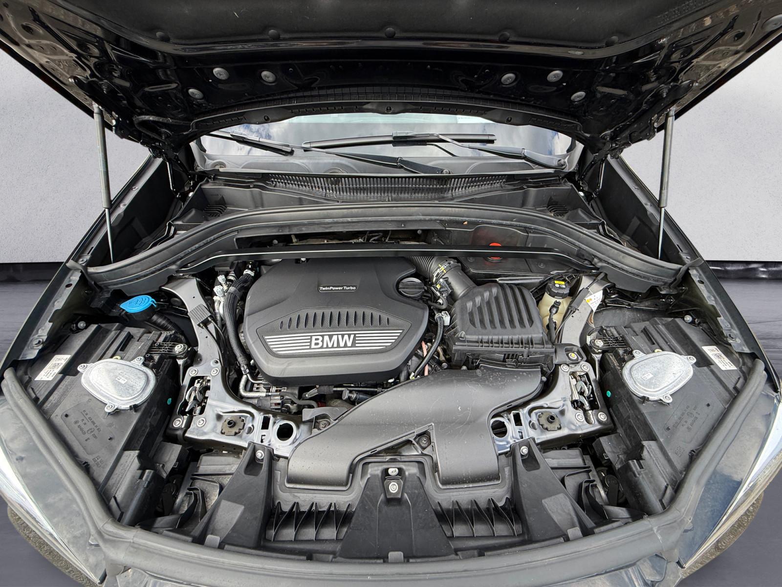 BMW X1 sDrive18d Advantage Aut. Panorama AHK Rückfah, миниатюра 16