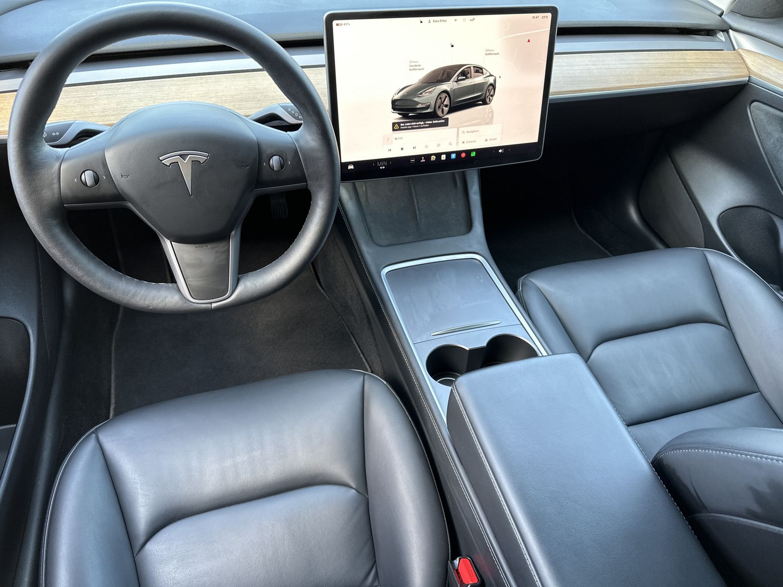 Fahrzeugabbildung Tesla Model 3 RWD NAV+LED+ACC+KAMERA+PANORAMA+1HD+18ZO