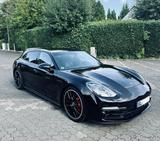 Porsche Panamera GTS Sport Turismo GTS 8fach bereift - Porsche Panamera in Köln