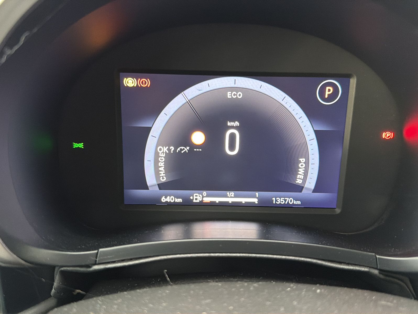 Fahrzeugabbildung Fiat 600 Hybrid Pop 1.2 Automatik