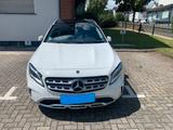 Mercedes-Benz GLA 180 DCT - - Mercedes-Benz GLA 180 in Düsseldorf