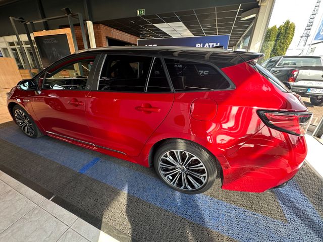 Toyota Corolla Touring Sports Hybrid Team D