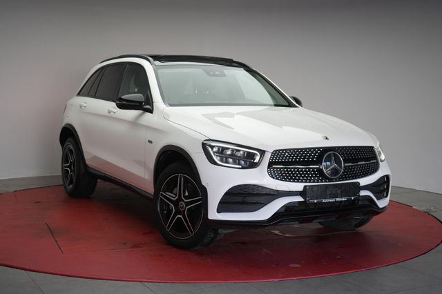 Mercedes-Benz GLC 300 de 4Matic 9G-Tronic AMG Navi/Temp/Kamera