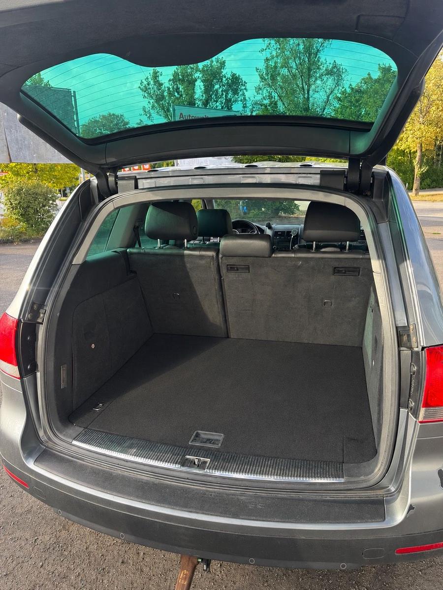 Volkswagen Touareg 2005 — photo 9