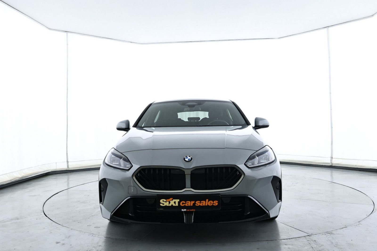 BMW 118d M Sport|ACC|ad.LED|SHZG|ParkAss+Kamera|NAV imagem 2