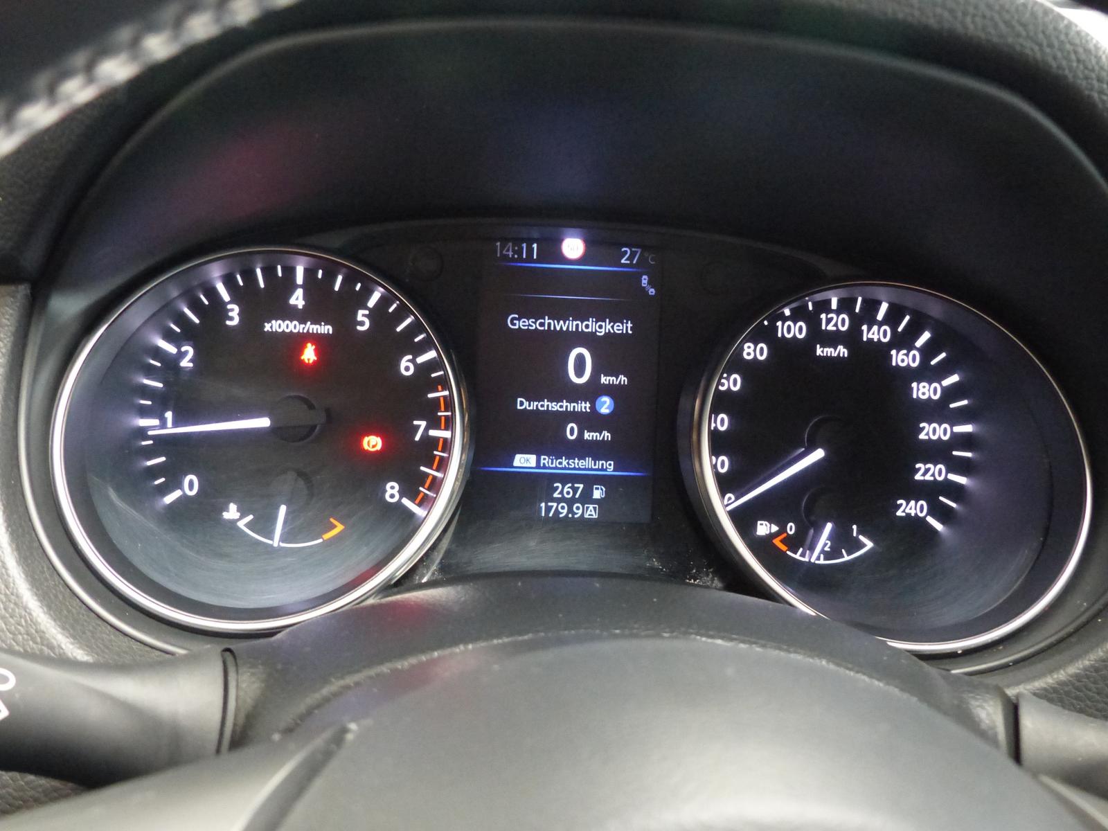 Nissan Qashqai N-Motion Panod+Navi+360°+PDC+Winterpaket
