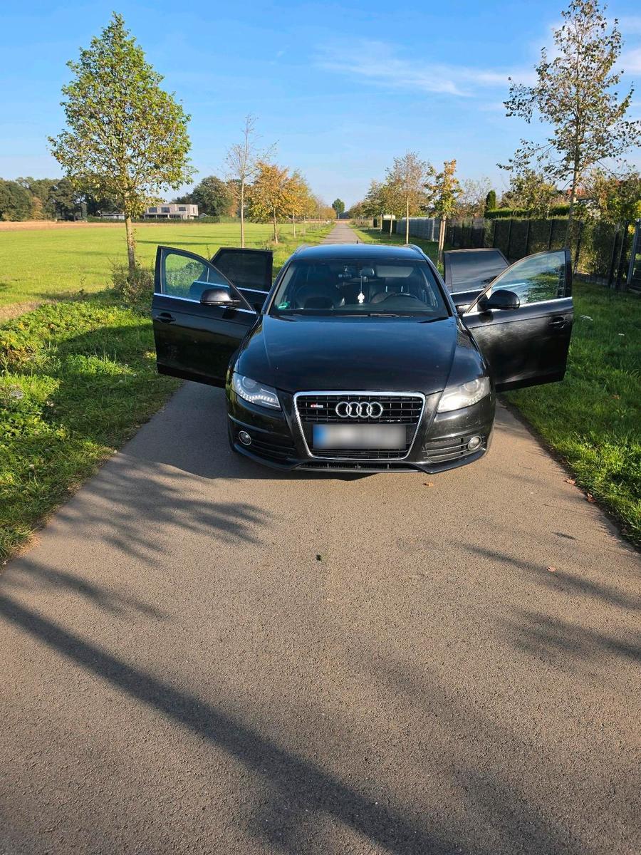 Audi A4 2009 — photo 6
