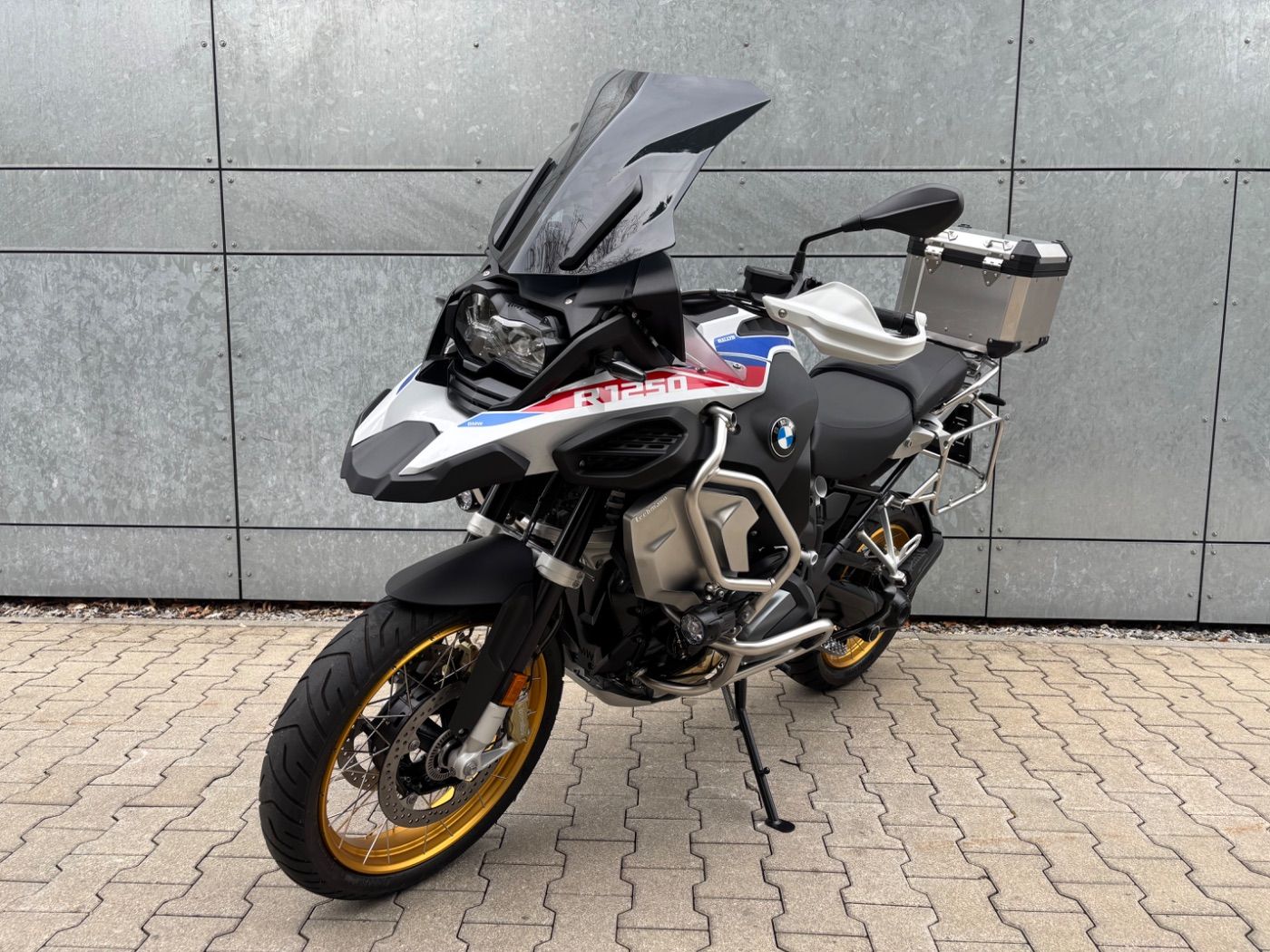 Fahrzeugabbildung BMW R 1250 GS Adventure Rallye 5 Pakete DWA, Oil Inl