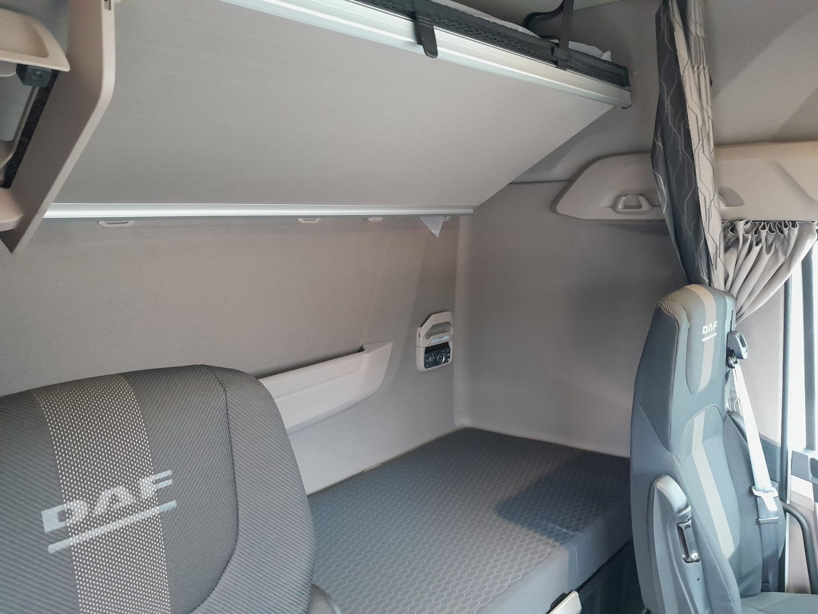 Fahrzeugabbildung DAF XG 480 FT