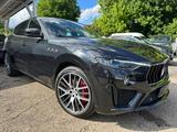 Maserati Levante GTS Q4 V8 *Carbon/B&W/Pano/Belüft./360°K - Maserati Levante GTS
