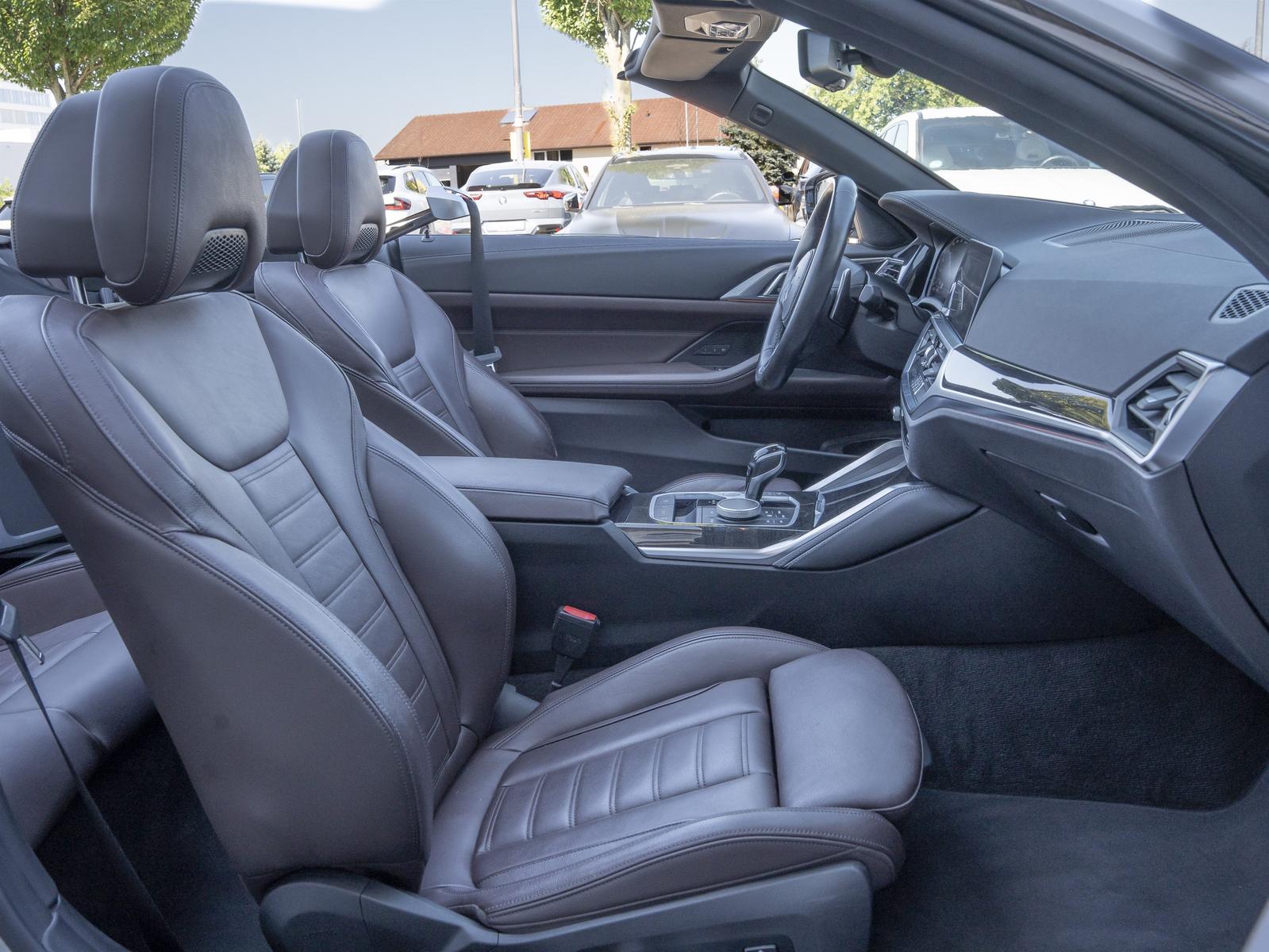 BMW M440i xDr Cabrio 19Z AHK LASER 360° NACKEN ACC