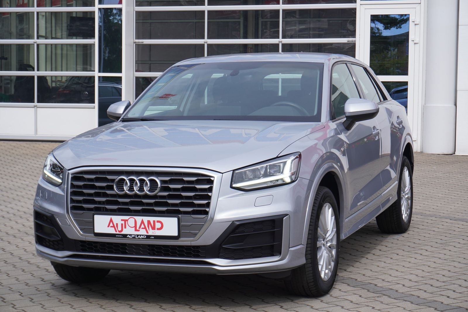 Audi Q2 35 1.5 TFSI S-Line LED Navi Sitzheizung AHK imagem 2