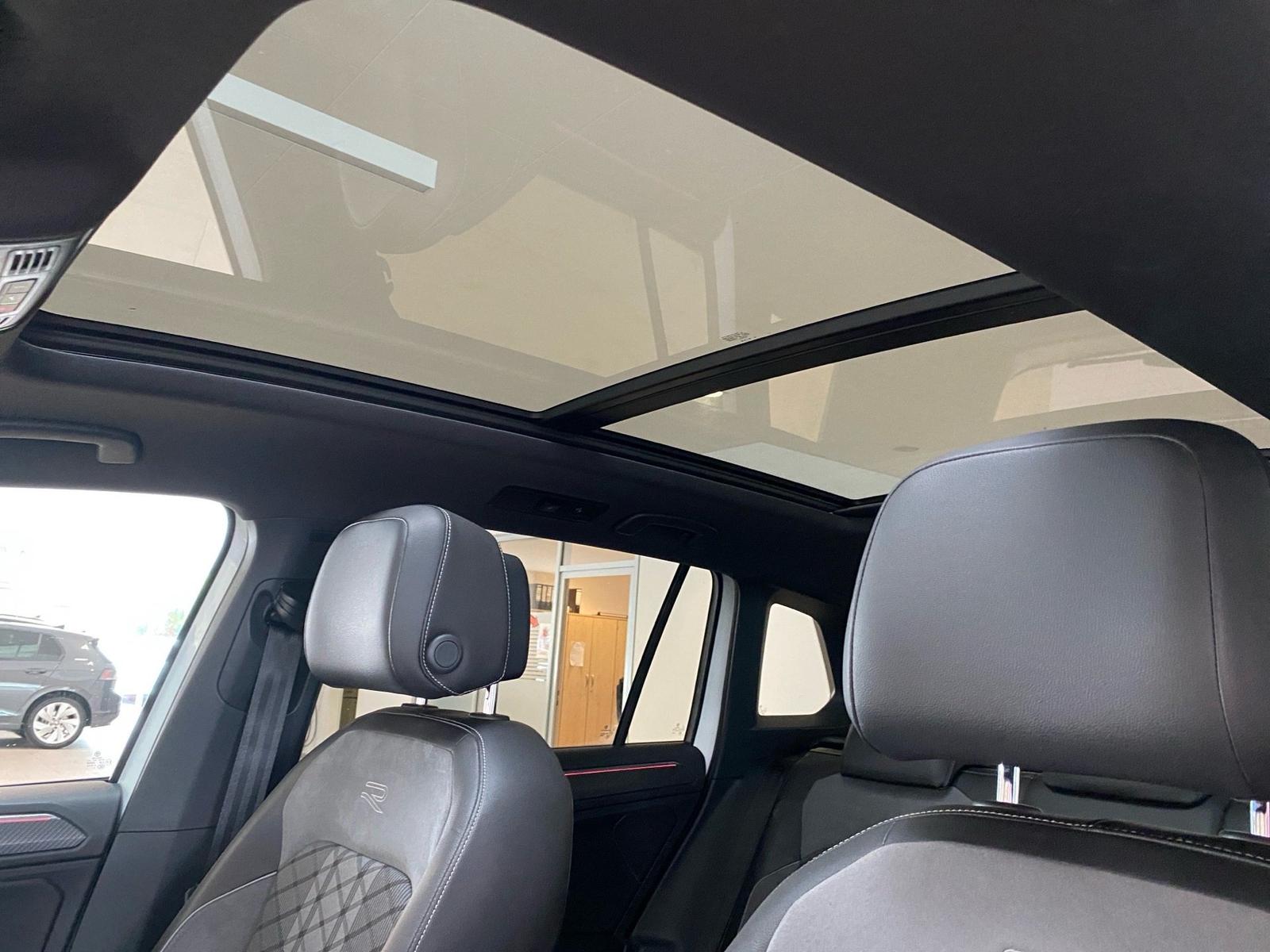 Volkswagen Tiguan 1.5 TSI R-Line BlackStyle AHK IQ.Light RF, миниатюра 20
