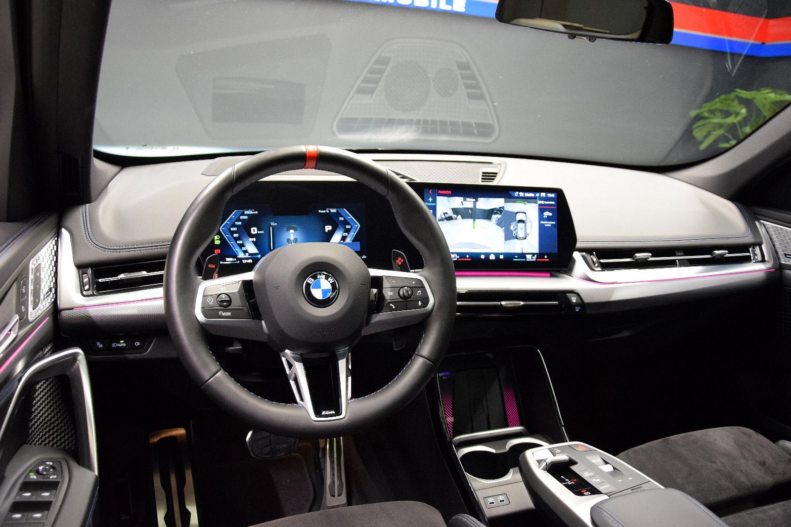 Fahrzeugabbildung BMW X1 M35i xDrive M-Sport-Pro Pano Memory 20" HuD