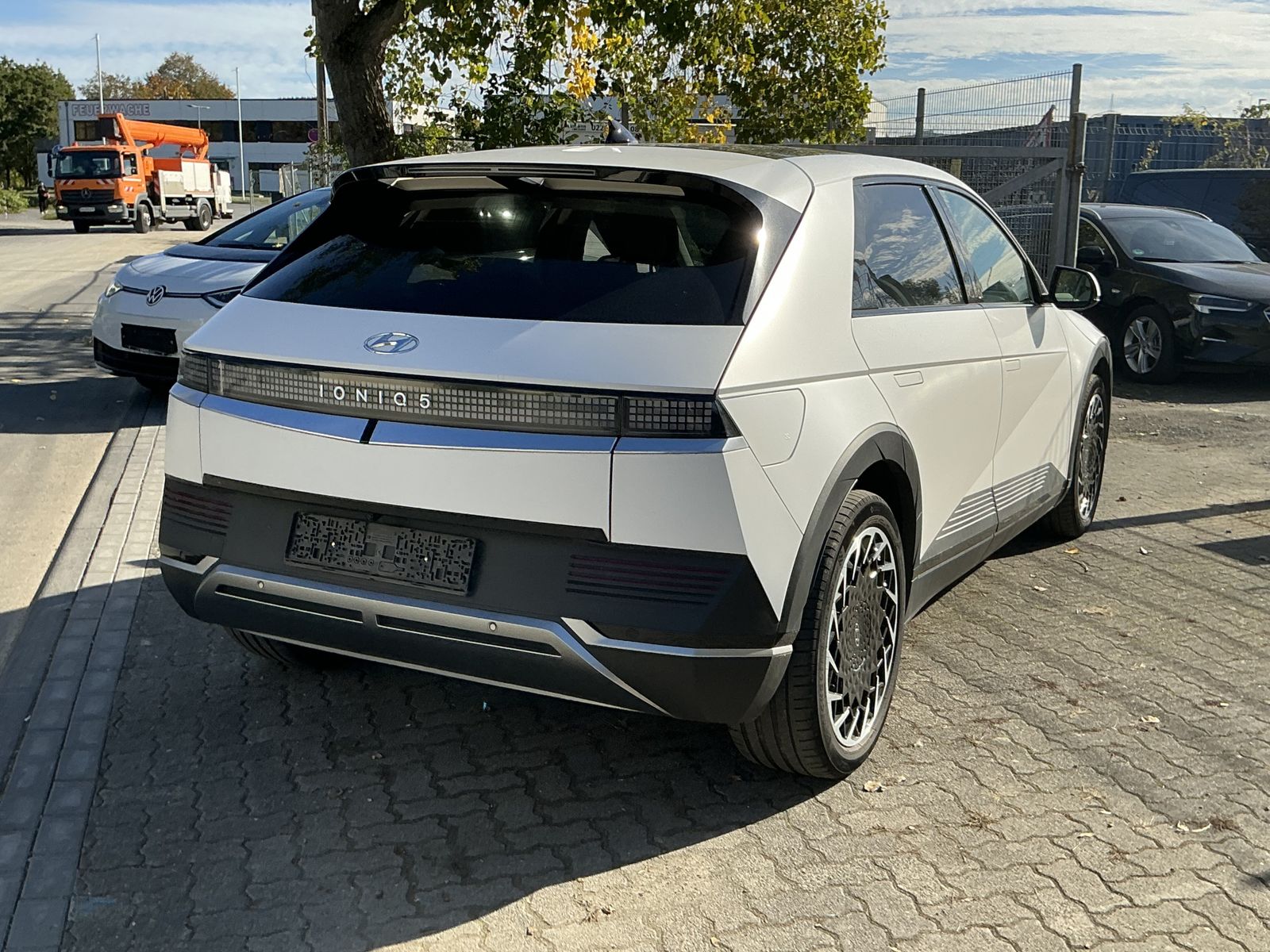 Hyundai Ioniq 5 Techniq Leder Pano R.Cam Navi ACC LED  imagem 2