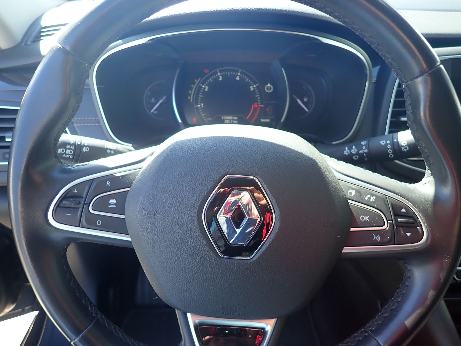 Fahrzeugabbildung Renault Talisman Grandtour Limited TCe 225 EDC