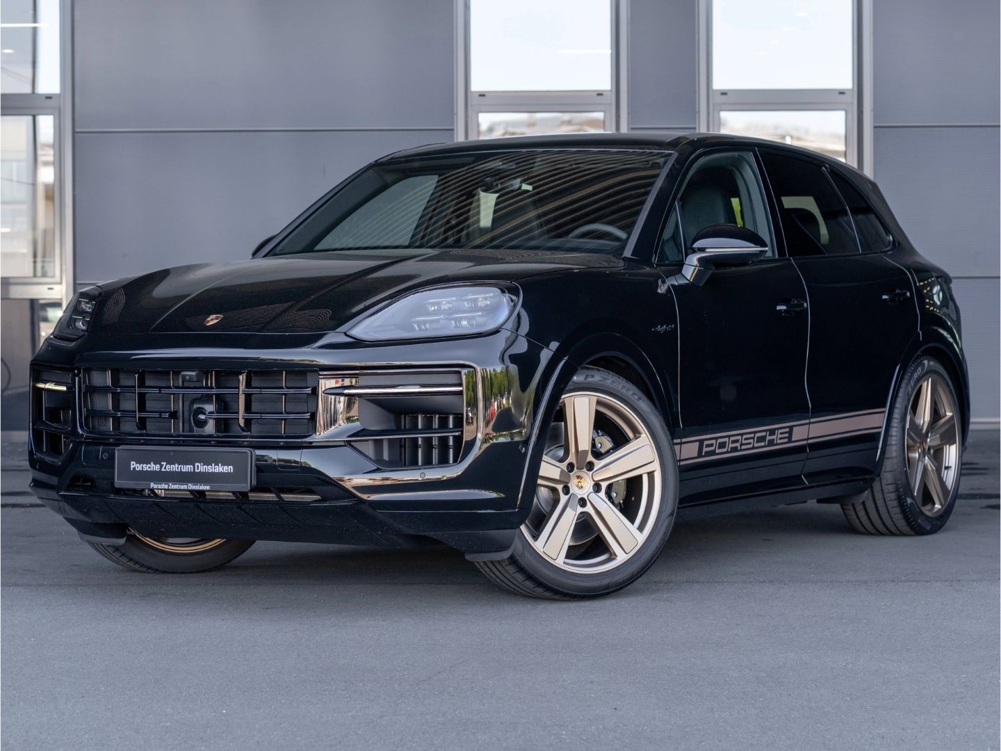 Porsche Cayenne S E-Hybrid Black Edition Sportaga. 22''