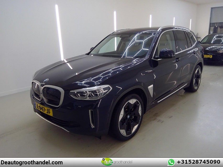 Image of BMW iX3