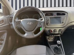 HYUNDAI i20 1.2 Trend Allwetter Apple Carplay Android Au