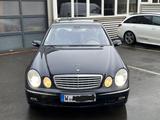 Mercedes-Benz E 280 ELEGANCE+AUTOMATIK+SCHIEBEDACH - Mercedes-Benz E 280 mit Benzin-Antrieb
