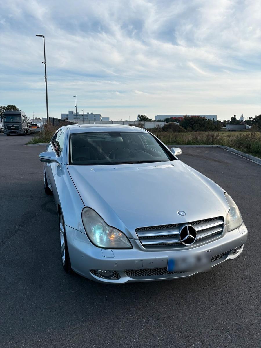 Mercedes-Benz CLS 320