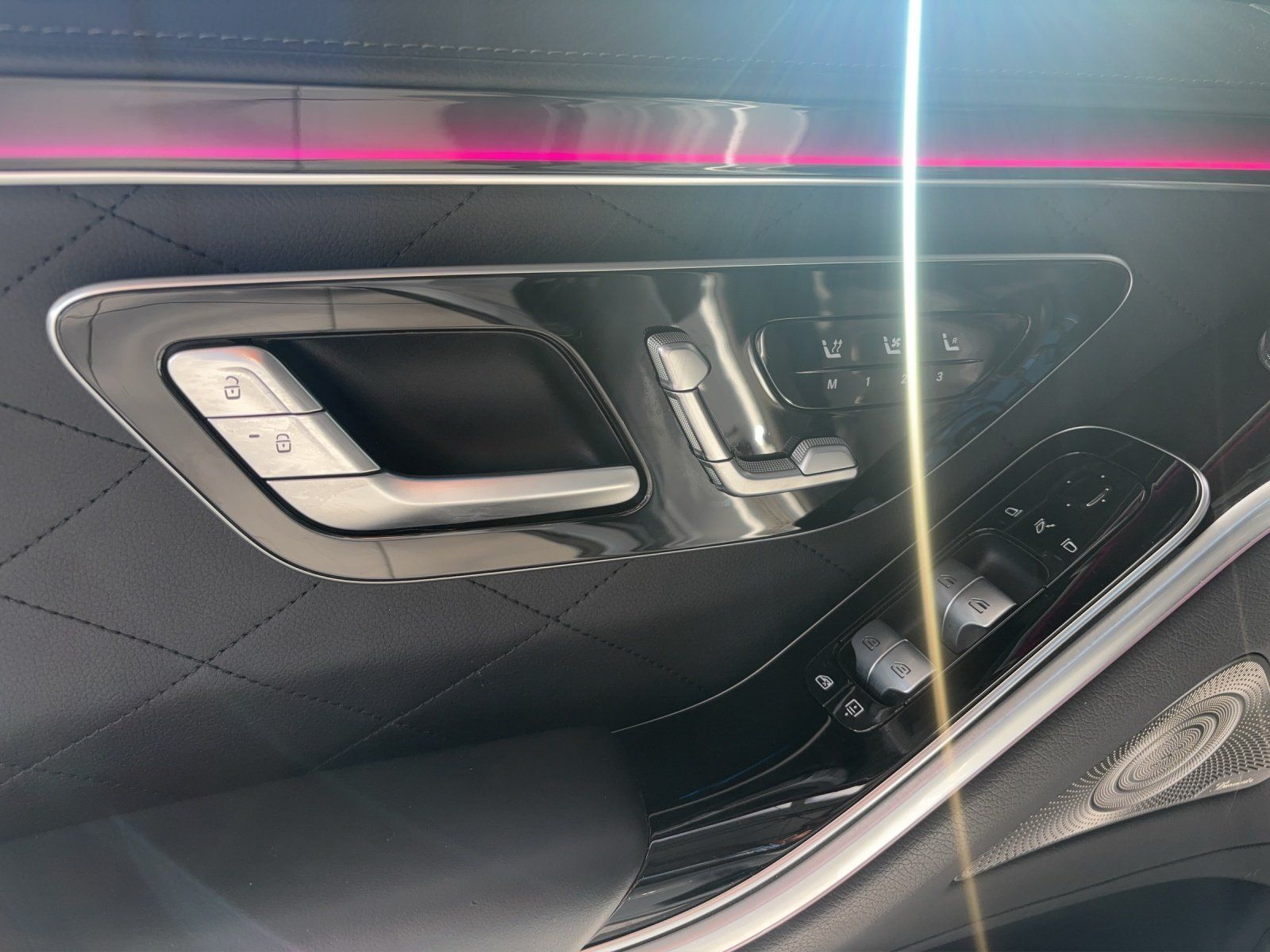 Fahrzeugabbildung Mercedes-Benz S350d 4M L AMG Exclusiv 4xMemo/Sitzkli Chauffeur