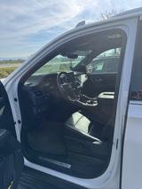 Chevrolet Tahoe VOLLFOLIERT MIT 22 Zoll Felgen  - Chevrolet Tahoe mit Panoramadach