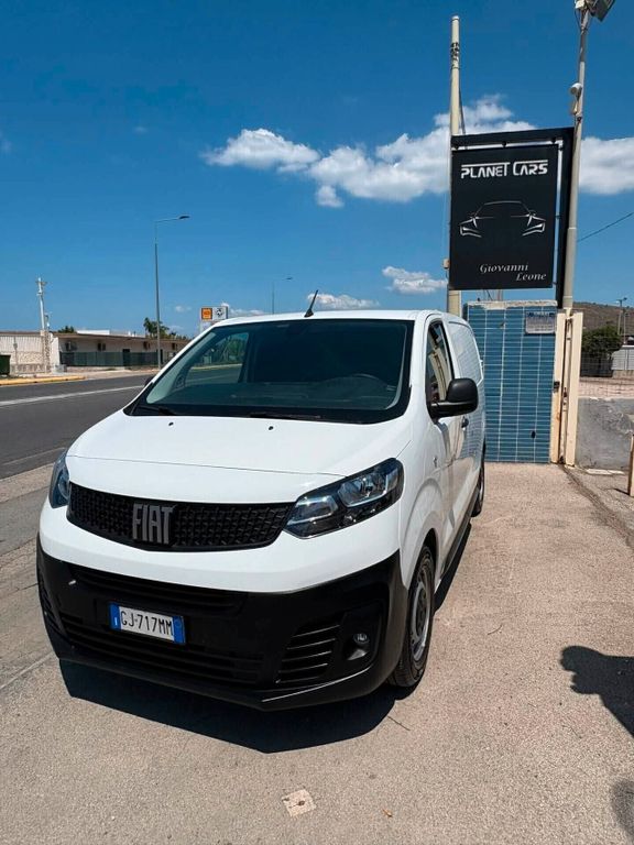 Image of Fiat 500L Cross