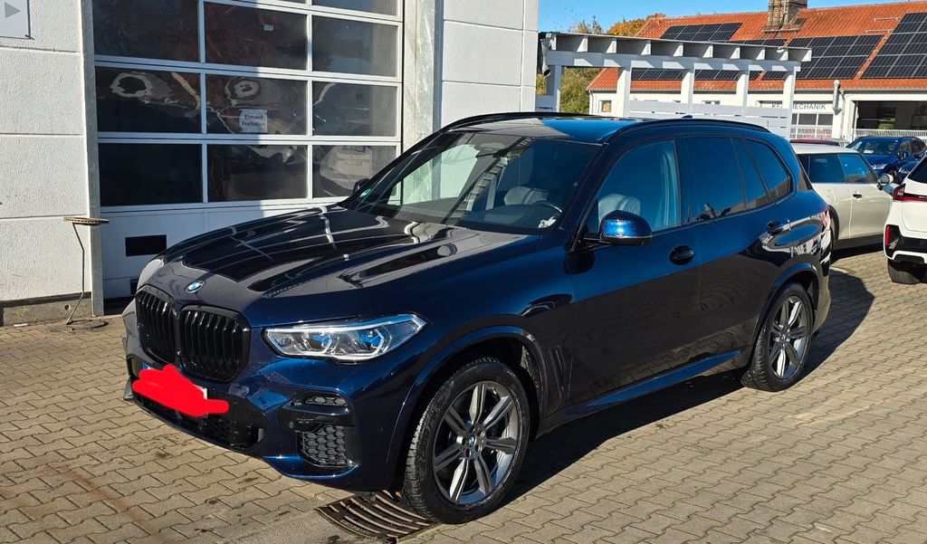 Image of BMW X5 M50
