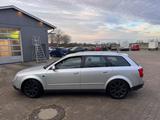 Audi A4 3.0 Quattro Avant (überholter Motor) - gebrauchte Audi A4 aus dem Jahr 2001